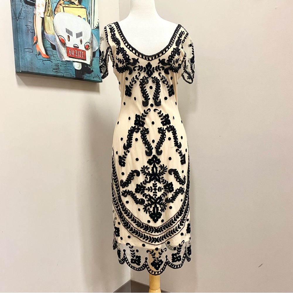 Gatsby Lady | Cream & Black Beaded 1920s Flapper Dress